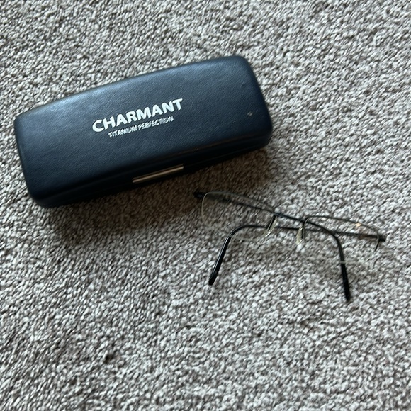 Charmant Black Metal Glasses with Case - Picture 5 of 5
